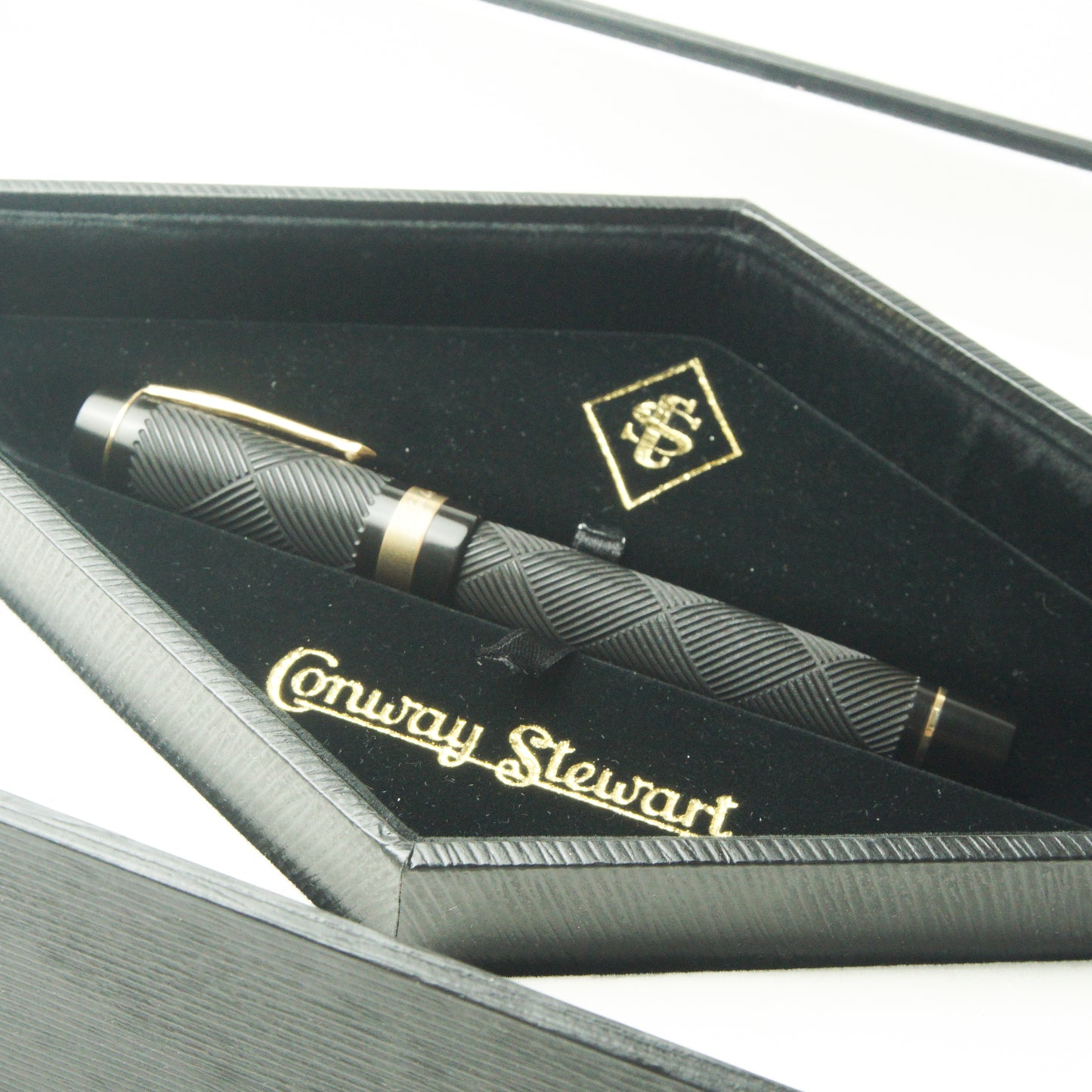 CONWAY STEWART MEDICAL SCIENCES LIMITED EDITION FOUNTAIN PEN (2000's)