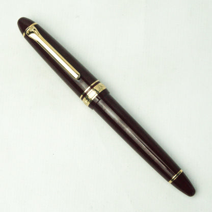 SAILOR 1911 REGULAR BURGUNDY NAGINATA FUDE DE MANEN FOUNTAIN PEN (2000s)