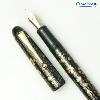 PILOT HIRAMAKIE SAKURA FUBUKI FOUNTAIN PEN (1985)