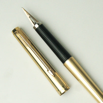 PARKER 180 IMPERIAL INSIGNIA FOUNTAIN PEN (1979)