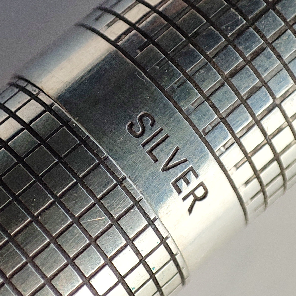 SAILOR STERLING CROSSHATCH FOUNTAIN PEN (1976)