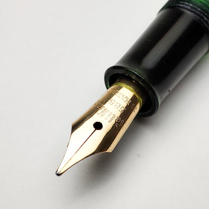 PELIKAN 100N BLACK GT FOUNTAIN PEN (1940s)