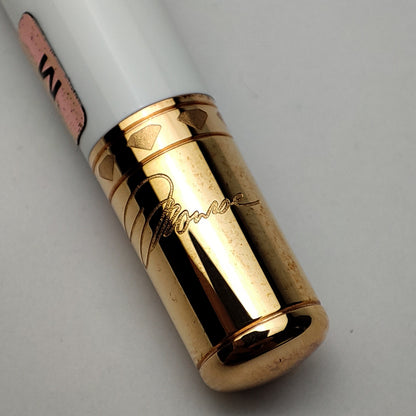 MONTBLANC MUSES MARILYN MONROE SPECIAL EDITION PEARL WHITE FOUNTAIN PEN (2018)