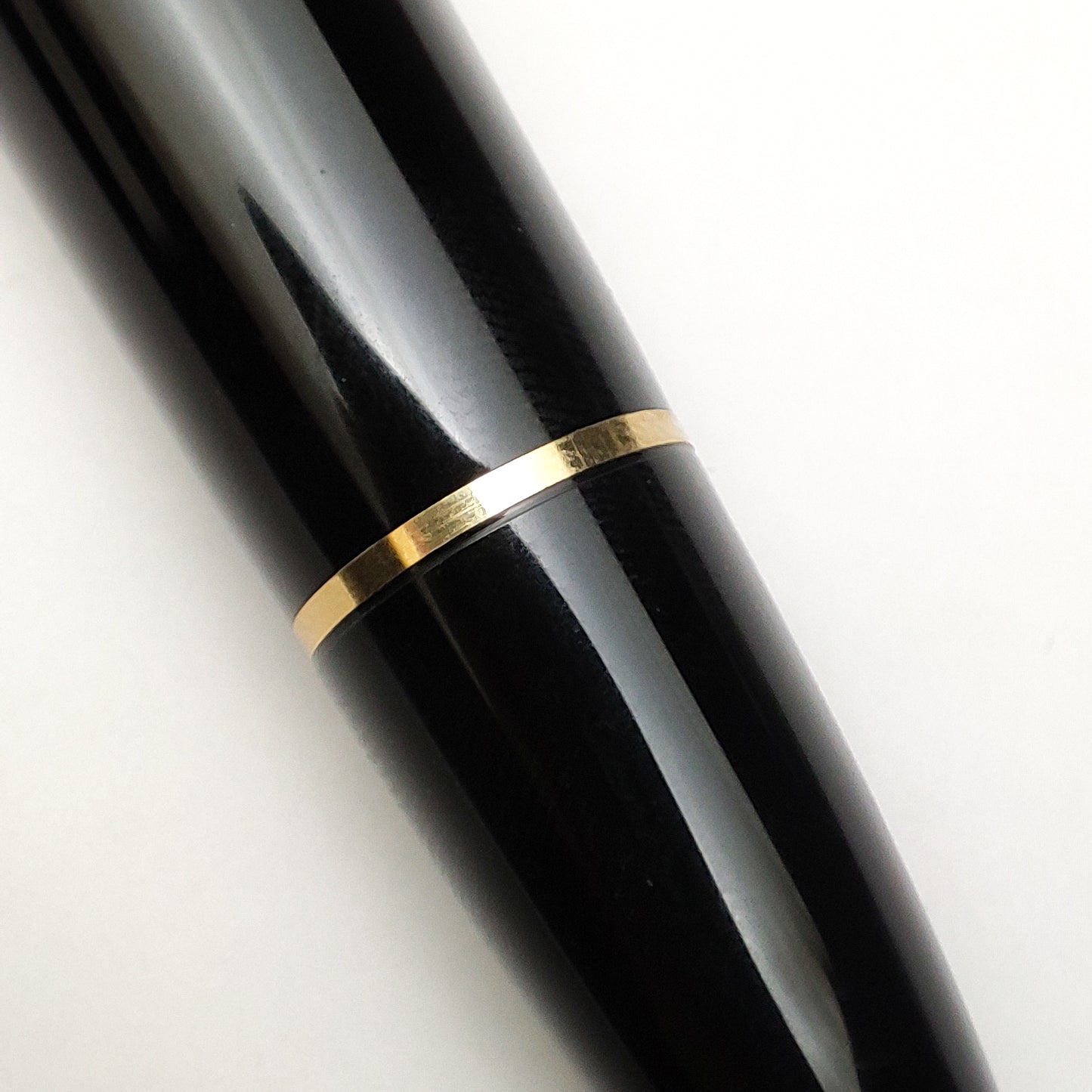 MONTBLANC 146 LEGRAND FOUNTAIN PEN (1992)