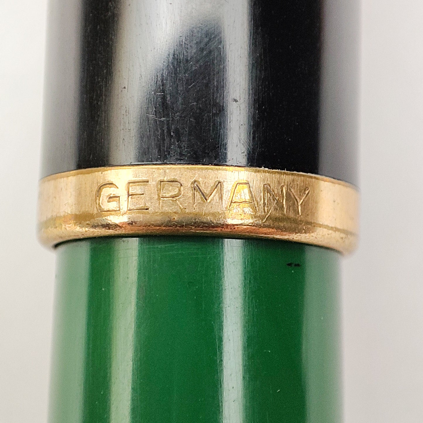 PELIKAN 120 GREEN STUDENT FOUNTAIN PEN (1960s)