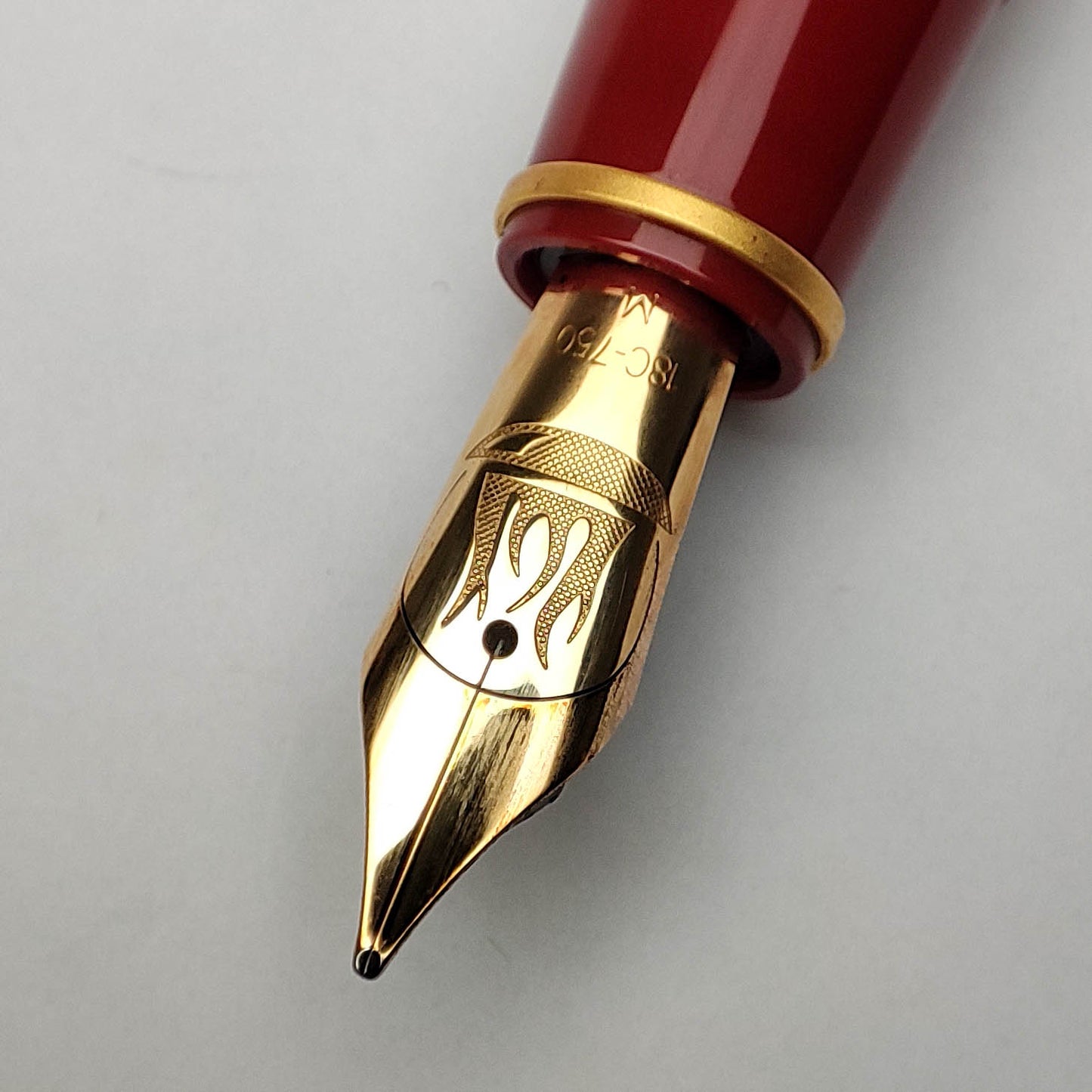 PELIKAN LIMITED EDITION ACHIEVEMENT OF CIVILIZATION FIRE FOUNTAIN PEN (2010)