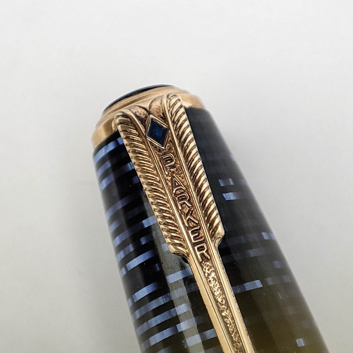 PARKER VACUMATIC AZURE BLUE MAJOR STANDARD FOUNTAIN PEN (1940s)