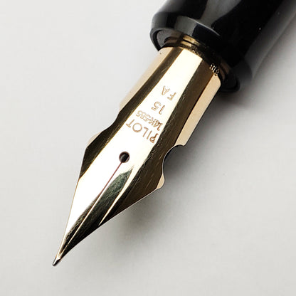 PILOT CUSTOM 743 BLACK GT FOUNTAIN PEN (2018)